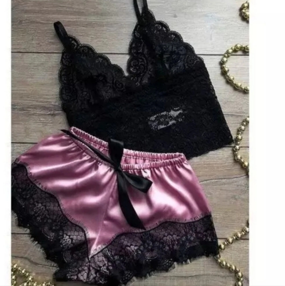 Lace Cami Top with Shorts 2 Piece Set Lingerie Pajama Size L and XL